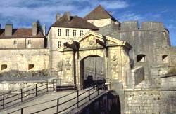 Chateau de Joux (c) CG25